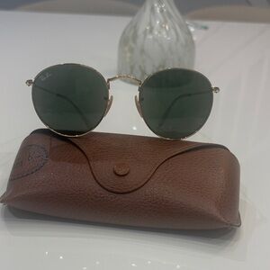 Ray-Ban Classic Gold Frame Sunglasses with Black Lenses